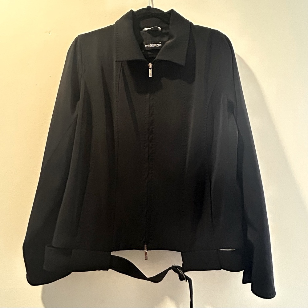 Marina Rinaldi black cropped jacket zipper closure attached belt. Italy Sz M 23